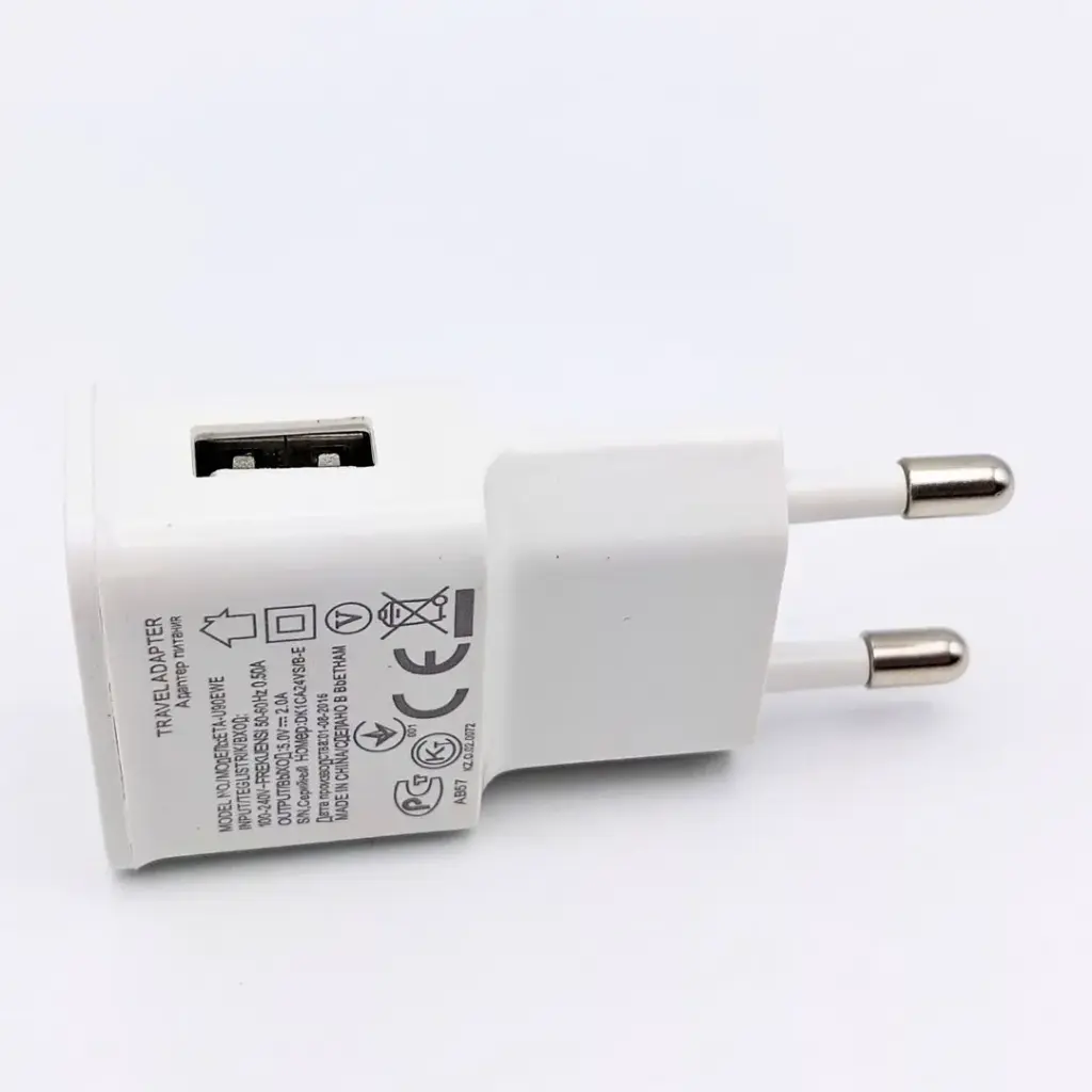 Ficha Cargador Para Carga Rápida 2.1a Hyt Pared Usb Blanco