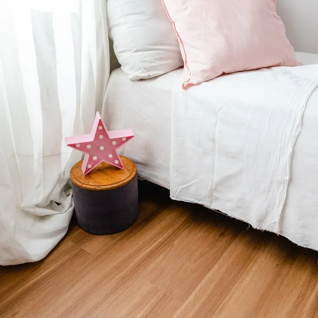 Piso Vinílico Click Encastrable Alto Tránsito Con Manta 5mm®