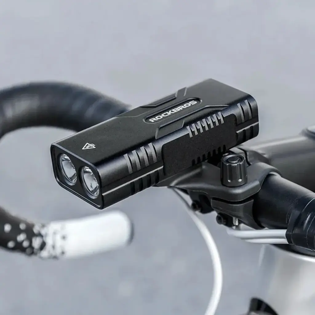 Luz Para Bicicleta 850 Lúmenes Rockbros Linterna Recargable