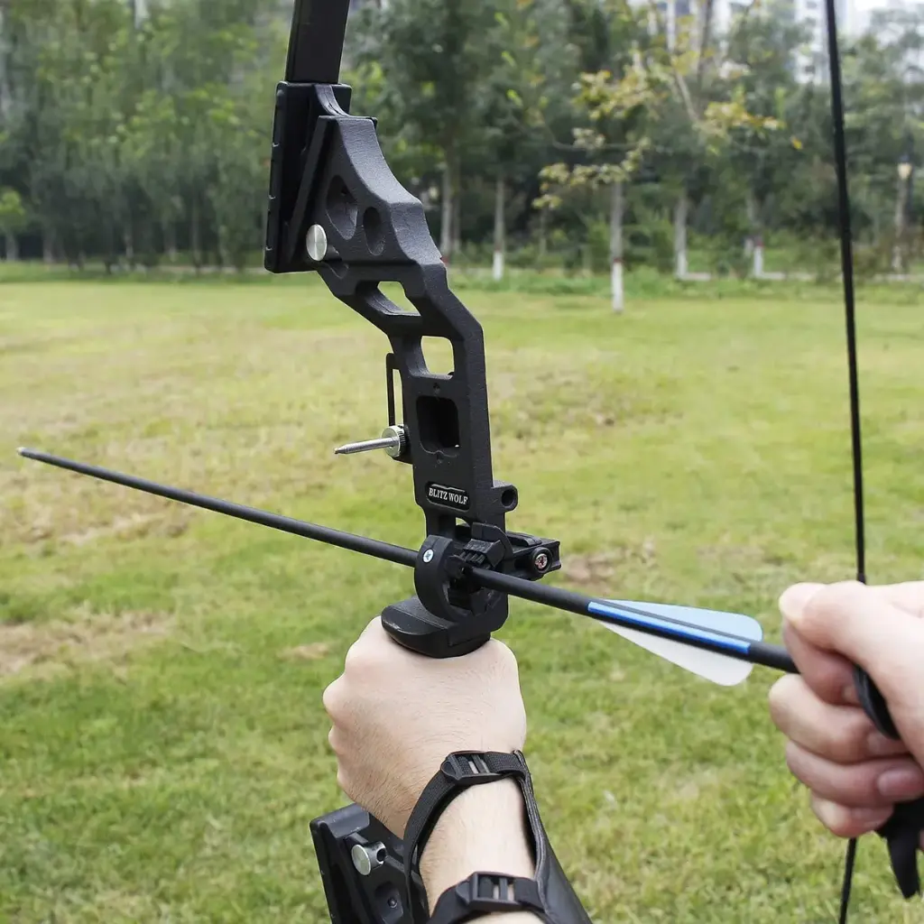 Flecha Para Arco Fibra De Vidrio Y Punta Rosca 80 Cm 