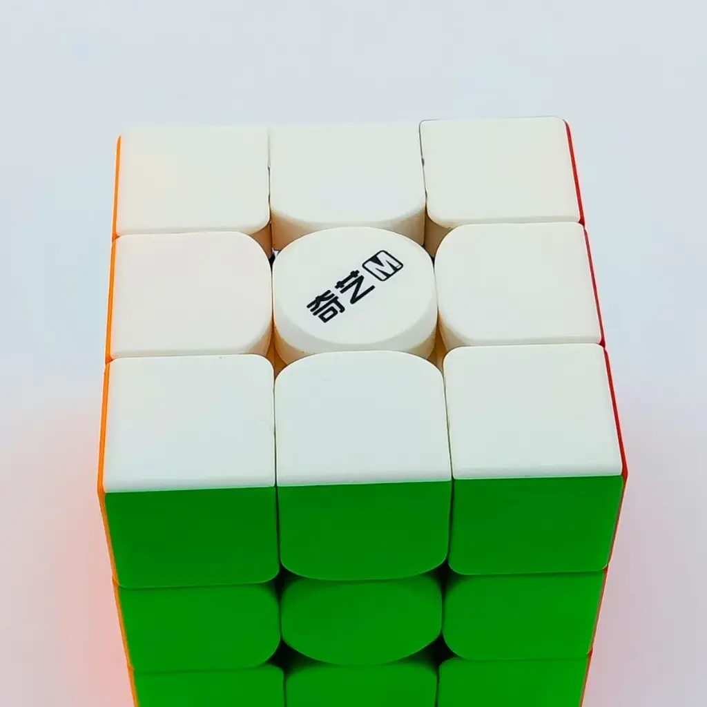 Cubo De Rubik  Qiyi & Z-cube M Pro 3x3 Sin Stickers