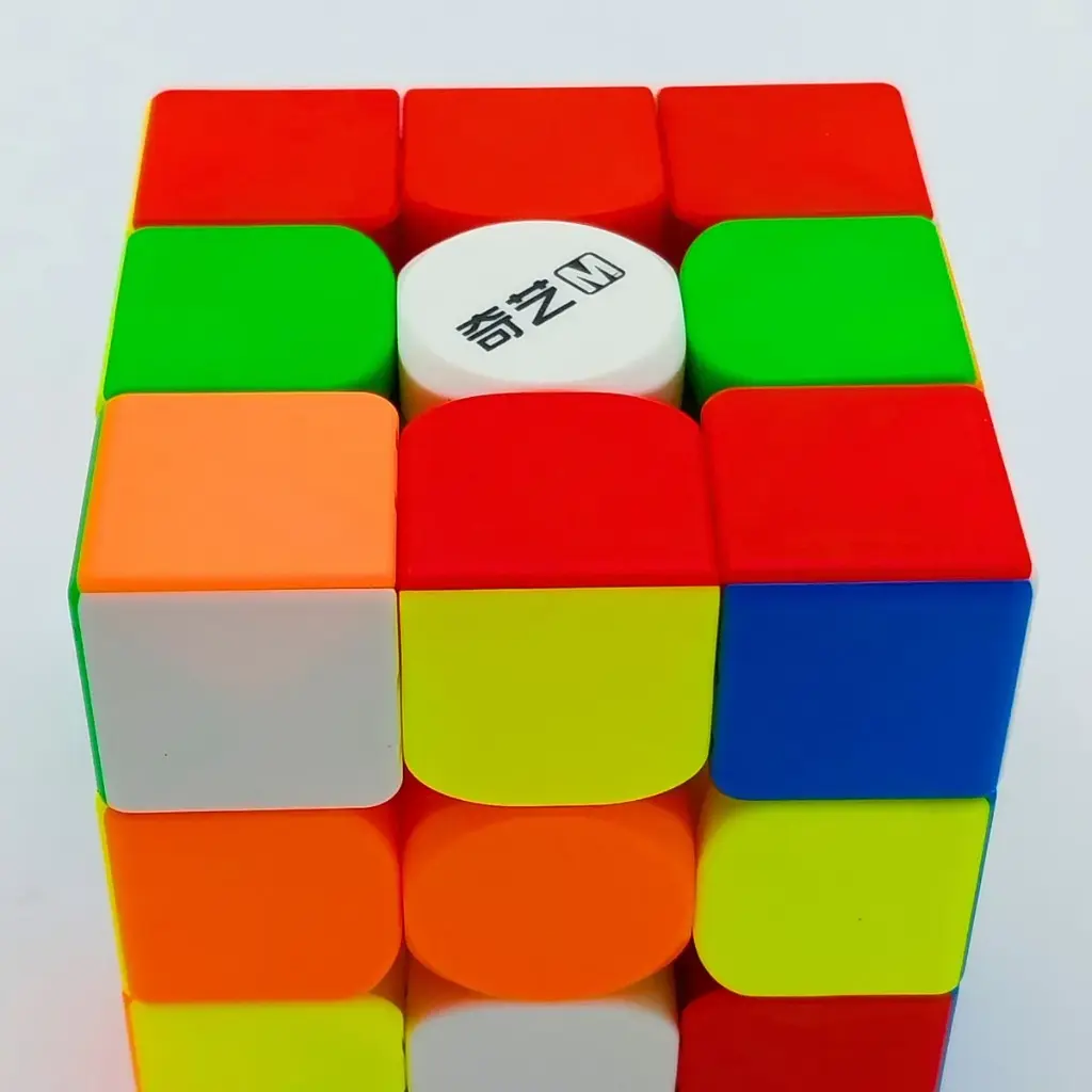 Cubo De Rubik  Qiyi & Z-cube M Pro 3x3 Sin Stickers